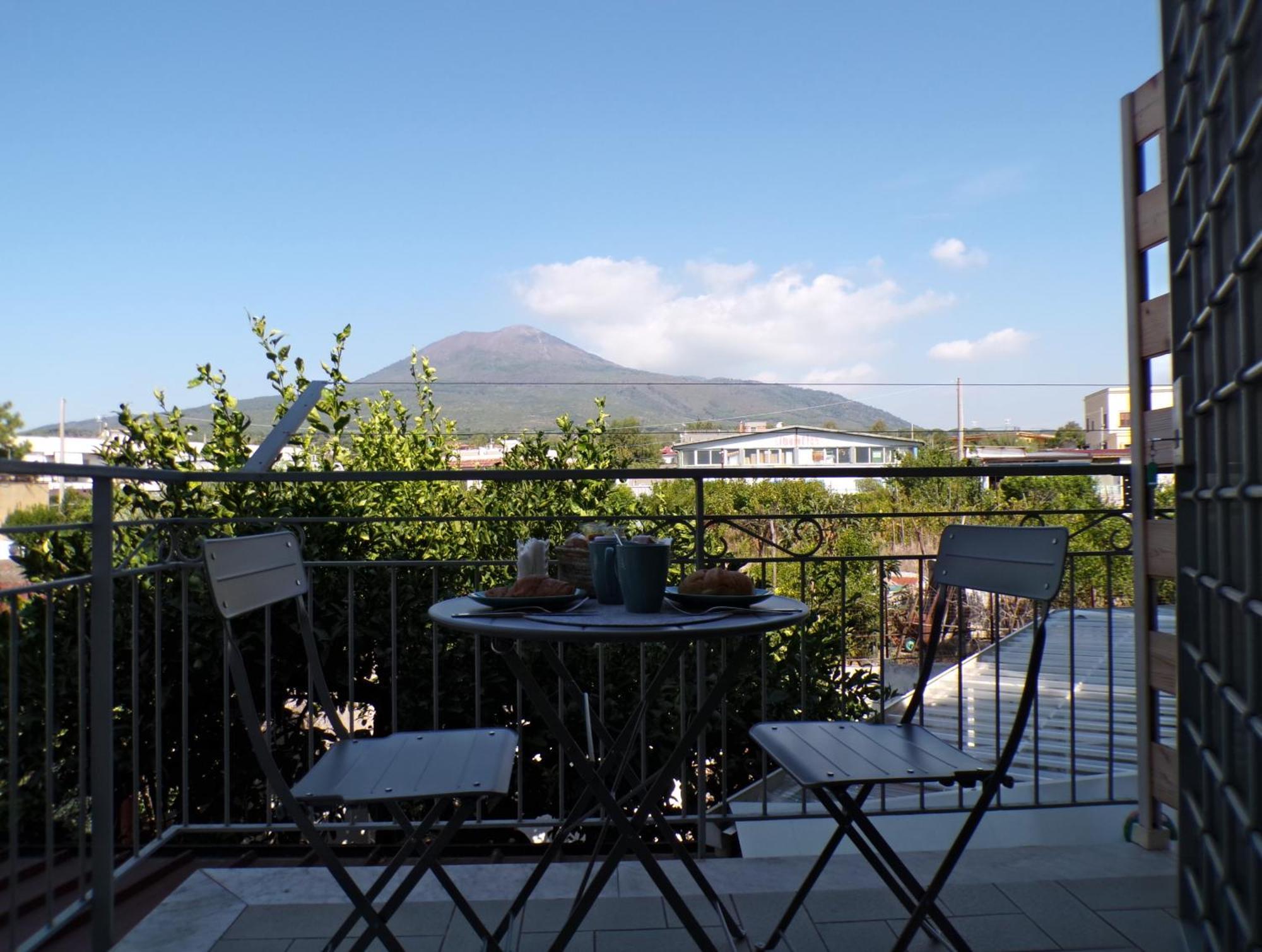 Casa Di Nonna Margherita Trecase ภายนอก รูปภาพ