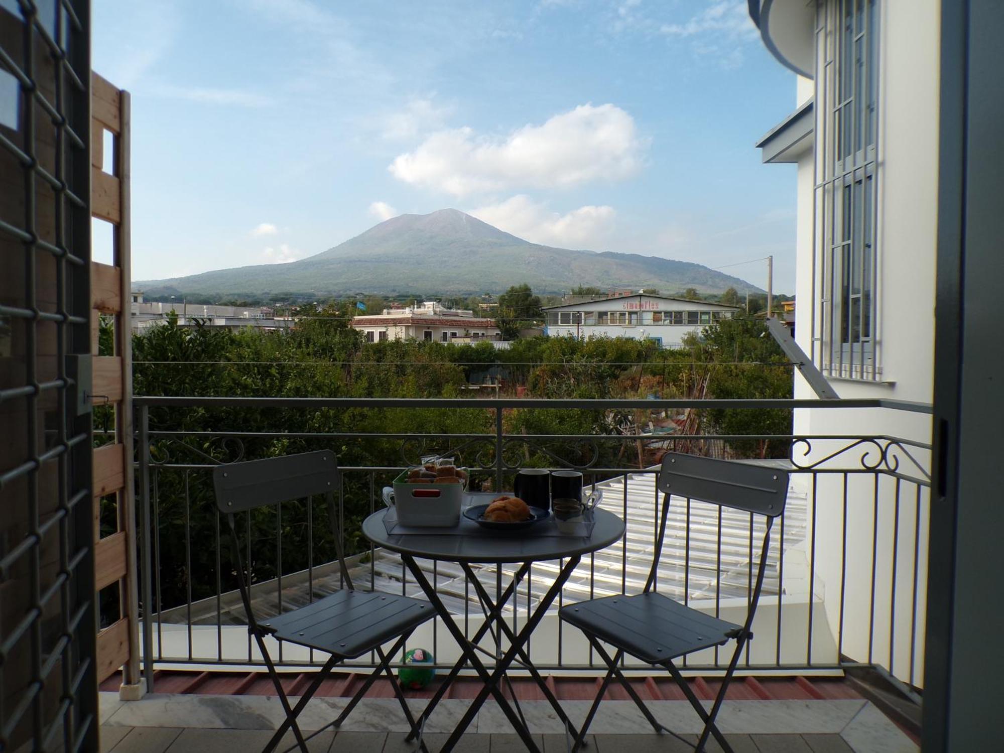 Casa Di Nonna Margherita Trecase ภายนอก รูปภาพ